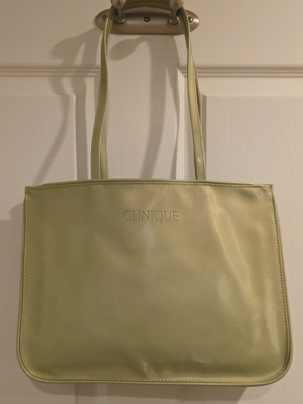 CLINIQUE NWOT Green Nylon Tote Bag